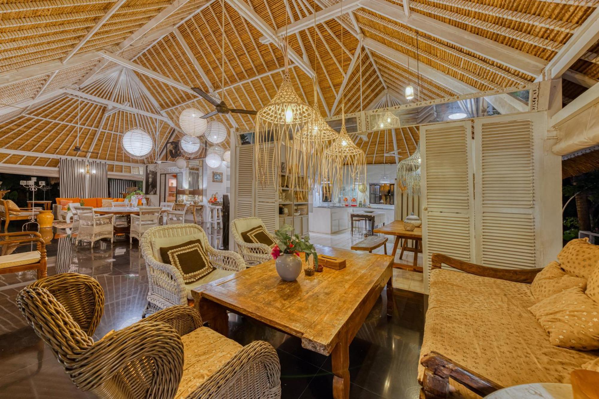 Villa Kalis, 10 Bedroom Family And Group Villa Seminyak Kültér fotó