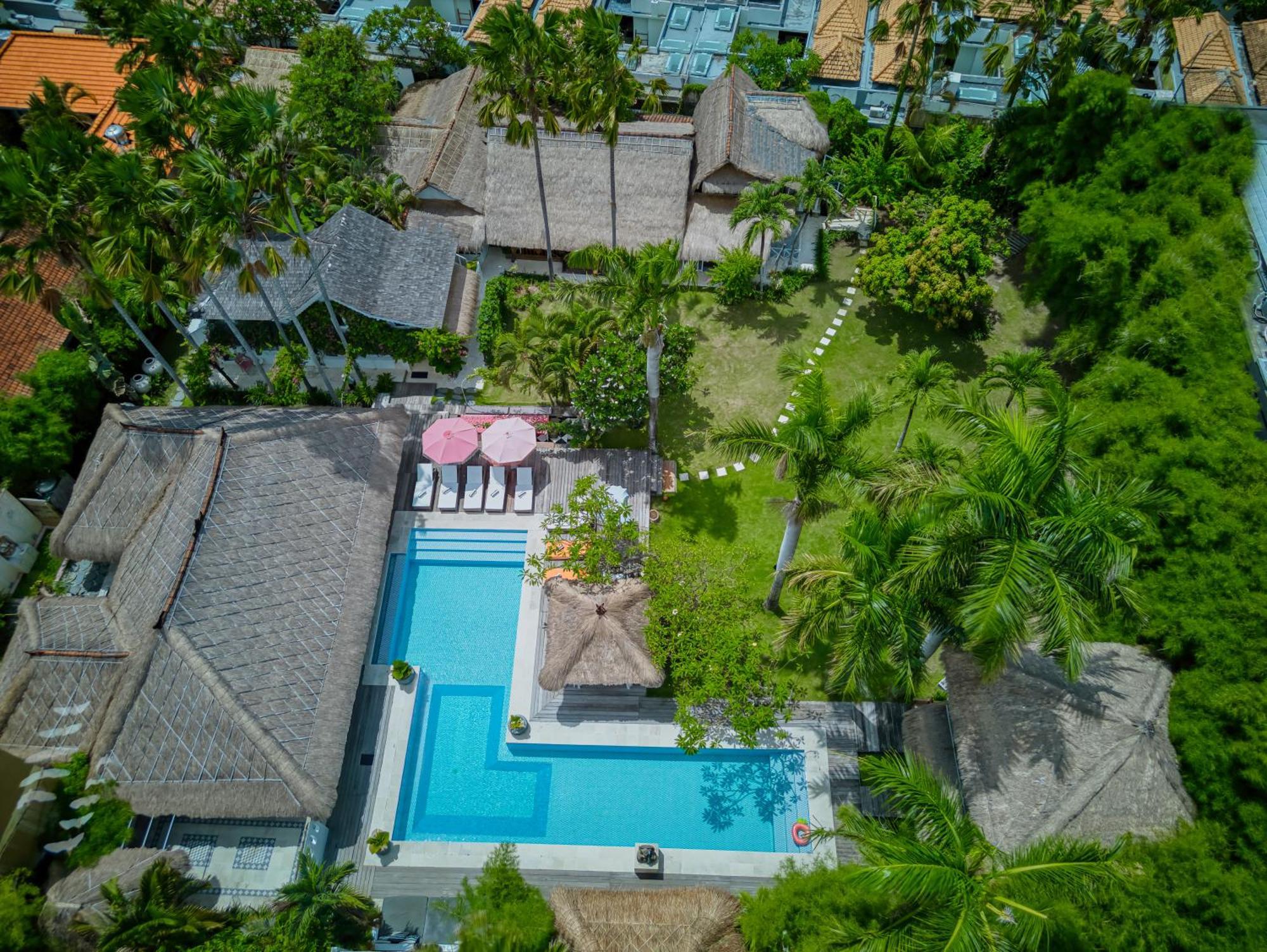 Villa Kalis, 10 Bedroom Family And Group Villa Seminyak Kültér fotó