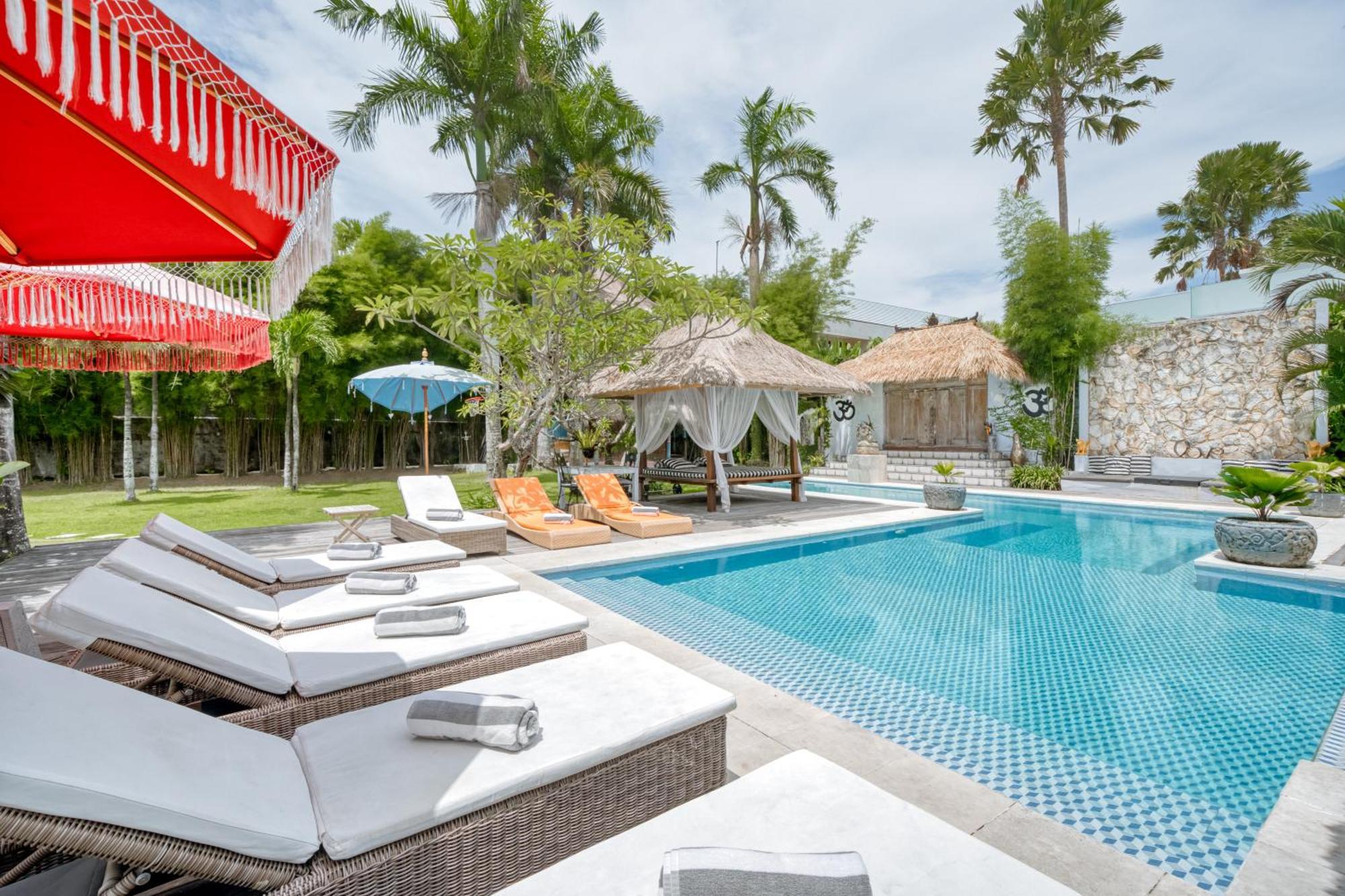 Villa Kalis, 10 Bedroom Family And Group Villa Seminyak Kültér fotó